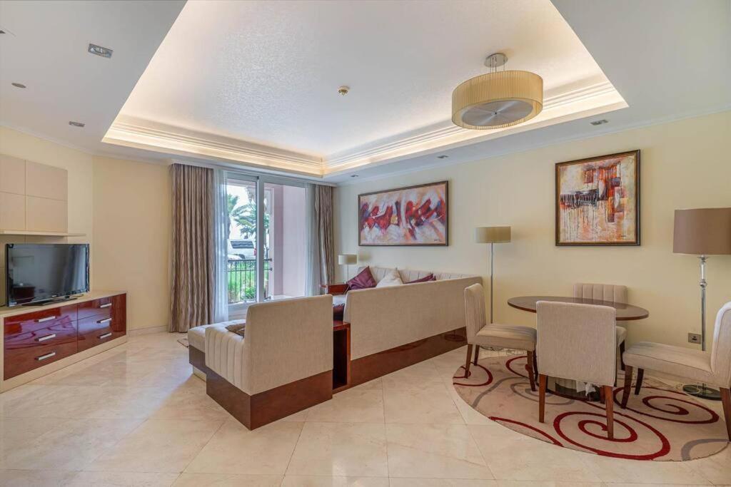 Luxury 1 Bedroom With A Private Beach Taj Granduer Residence At Palm Dubai Exterior photo