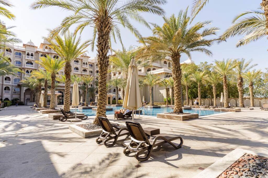 Luxury 1 Bedroom With A Private Beach Taj Granduer Residence At Palm Dubai Exterior photo